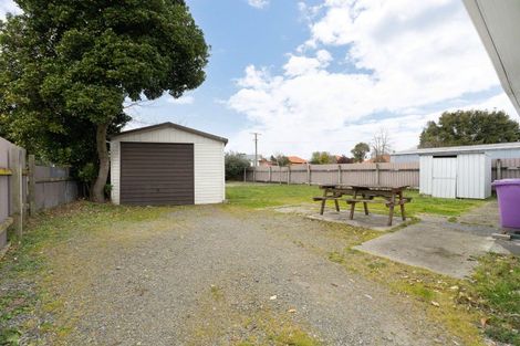 Photo of property in 76 Cambridge Street, Levin, 5510