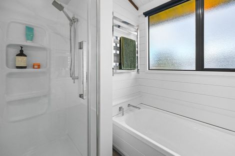 Photo of property in 16a Vardon Road, St Andrews, Hamilton, 3200