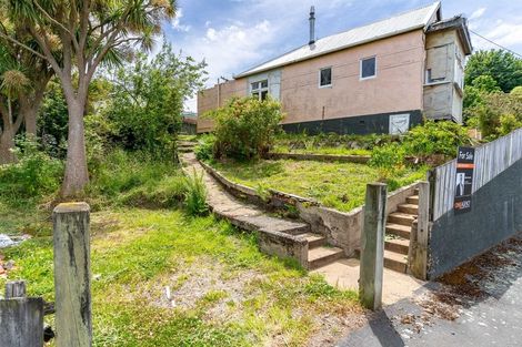 Photo of property in 32 Neidpath Road, Mornington, Dunedin, 9011