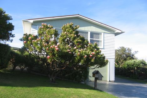 Photo of property in 4 The Quarterdeck, Whitby, Porirua, 5024