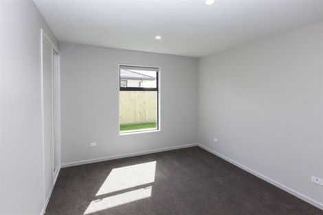 Photo of property in 33 Kingsbridge West, Burwood, Christchurch, 8083