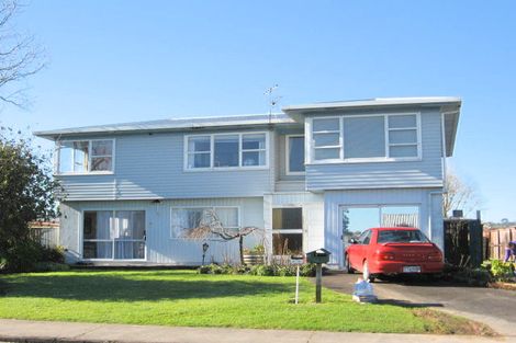 Photo of property in 81 Cargill Street, Papakura, 2110