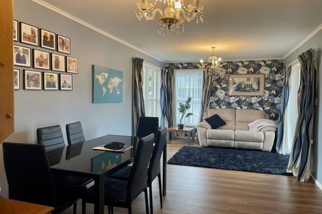 Photo of property in 151 Settlement Road, Papakura, 2110