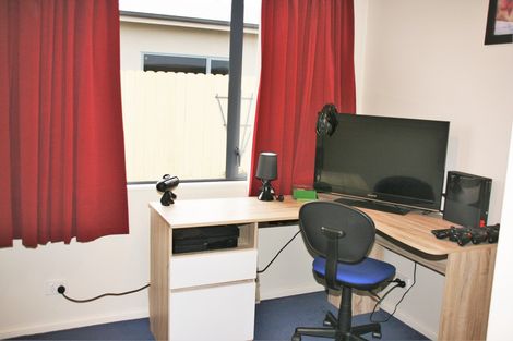 Photo of property in 16 Rowan Place, Mosgiel, 9024