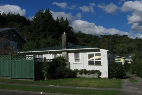 Photo of property in 16 Mitimiti Grove, Wainuiomata, Lower Hutt, 5014