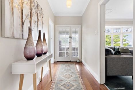 Photo of property in 565 Broadway, Miramar, Wellington, 6022