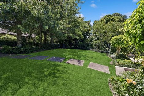 Photo of property in 44 Isobel Road, Greenhithe, Auckland, 0632