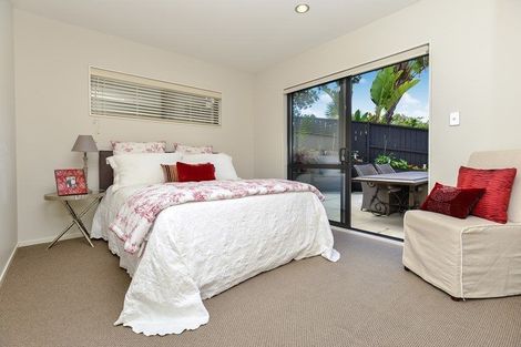 Photo of property in 10a Regia Close, Half Moon Bay, Auckland, 2012