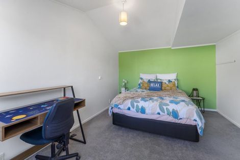 Photo of property in 8 Kaitawa Crescent, Paraparaumu, 5032