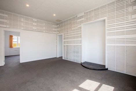 Photo of property in 42 Tennyson Street, Dannevirke, 4930