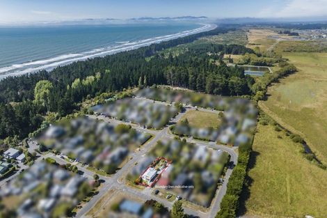 Photo of property in 25 Cross Street, Waikuku Beach, 7473