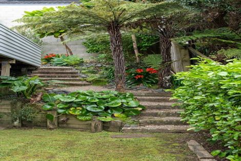 Photo of property in 21a Ridge Road, Waiake, Auckland, 0630