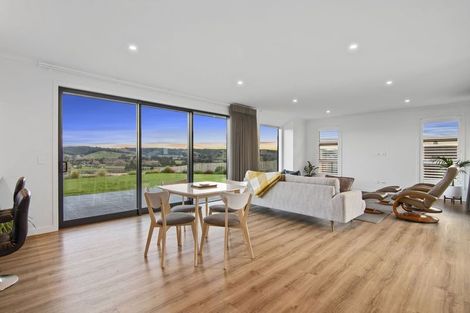 Photo of property in 67 Katania Heights, Brightwater, 7022