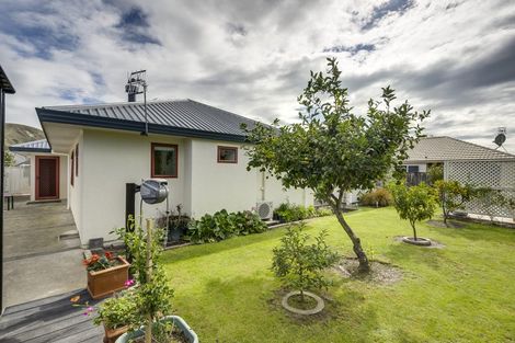 Photo of property in 8 Gresham Place, Taradale, Napier, 4112