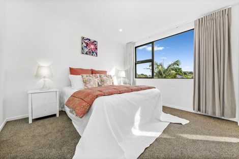 Photo of property in 3/14 Kerswill Place, Pakuranga, Auckland, 2010