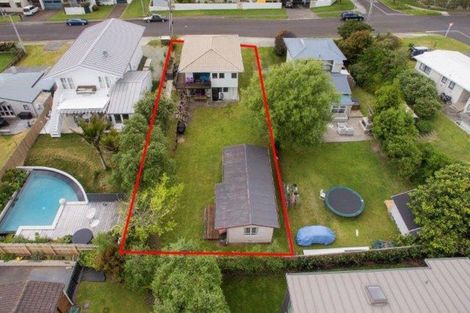 Photo of property in 37 Grove Avenue, Mount Maunganui, 3116