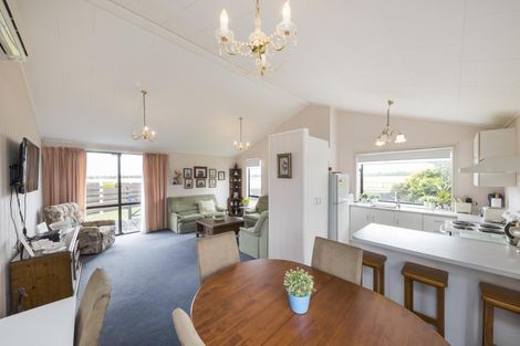 Photo of property in 128 Kelvin Grove Road, Kelvin Grove, Palmerston North, 4414