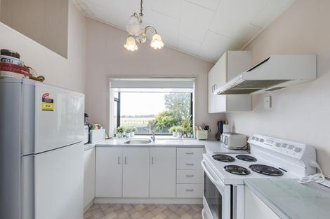 Photo of property in 128 Kelvin Grove Road, Kelvin Grove, Palmerston North, 4414