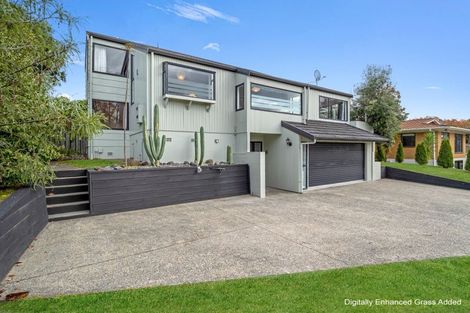 Photo of property in 11 Waitawa Place, Lynmore, Rotorua, 3010