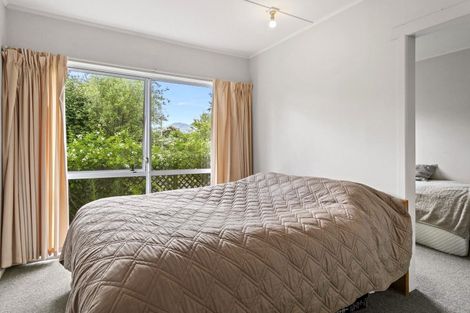 Photo of property in 17 Charles Crescent, Rainbow Point, Taupo, 3330