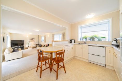 Photo of property in 5 Te Puni Grove, Elderslea, Upper Hutt, 5018