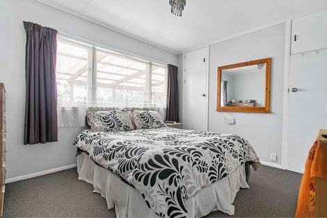 Photo of property in 1/5 Red Hill Road, Red Hill, Papakura, 2110