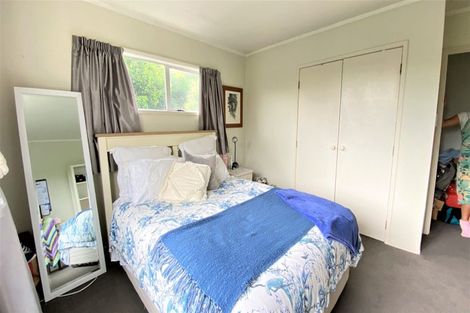 Photo of property in 27 Malters Place, Browns Bay, Auckland, 0630
