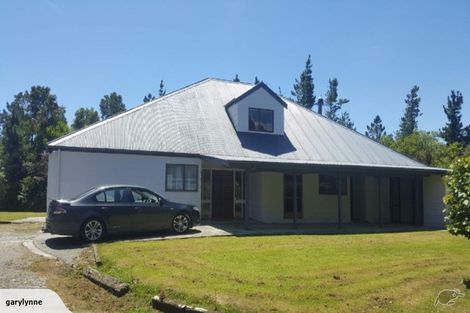 Photo of property in 136 Alma Road, Westport, 7892