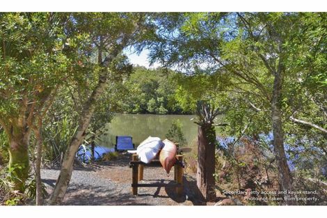 Photo of property in 4 Lensvelt Lane, Kerikeri, 0230