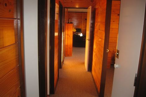 Photo of property in 5 Logan Avenue, Wharewaka, Taupo, 3330