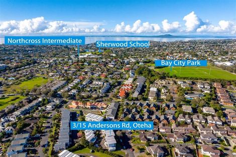 Photo of property in 3/15 Andersons Road, Oteha, Auckland, 0632