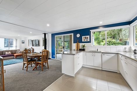 Photo of property in 21 Ambury Place, Merrilands, New Plymouth, 4312