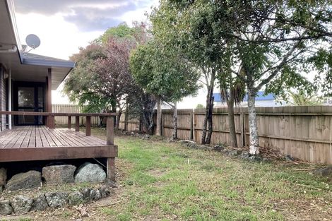 Photo of property in 2c Palomino Drive, Henderson, Auckland, 0612