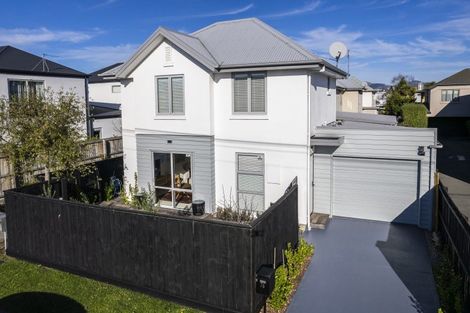 Photo of property in 76 Canon Street, St Albans, Christchurch, 8014