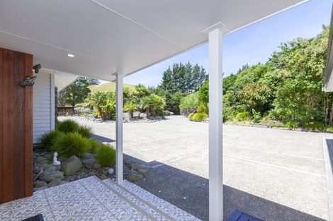 Photo of property in 105 Waterfall Road, Paraparaumu, 5032