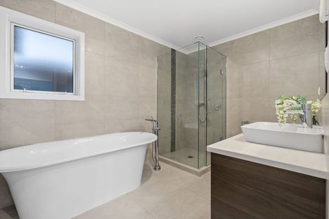 Photo of property in 32 Fennell Crescent, Silverdale, 0932