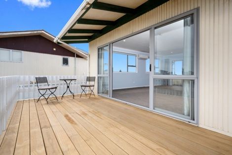 Photo of property in 14 Mcdonnell Street, Omokoroa, 3114
