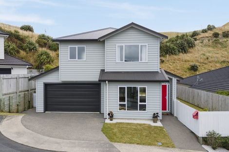 Photo of property in 17 Bickerton Rise, Churton Park, Wellington, 6037