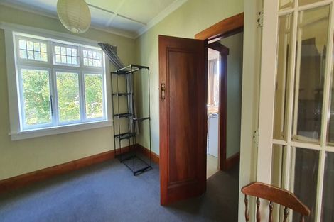 Photo of property in 98 Nairn Street, Mount Cook, Wellington, 6011