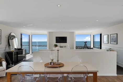 Photo of property in 175a Major Hornbrook Road, Mount Pleasant, Christchurch, 8081