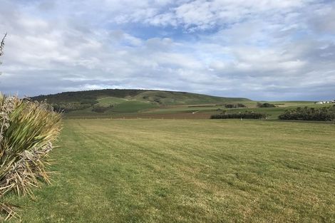 Photo of property in 23 Tamatea Street, Pahia, Riverton, 9881