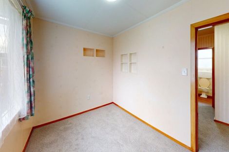 Photo of property in 5 Patea Place, Terrace End, Palmerston North, 4410