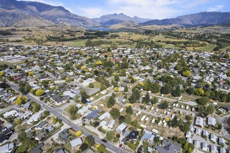 Photo of property in 20 Centennial Avenue, Arrowtown, 9302