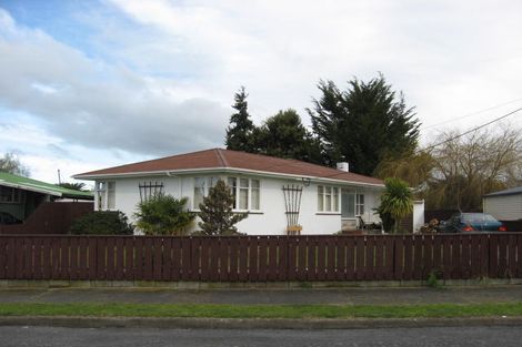 Photo of property in 2 Jones Place, Masterton, 5810