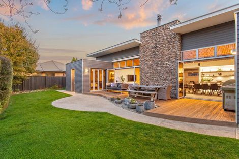 Photo of property in 26 Riverwood Boulevard, Redwood, Christchurch, 8051