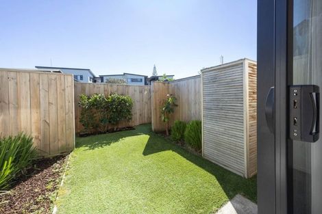 Photo of property in 6/81 Kervil Avenue, Te Atatu Peninsula, Auckland, 0610