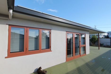 Photo of property in 43 South Road, Blagdon, New Plymouth, 4310