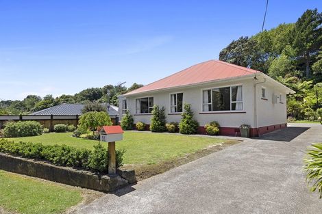 Photo of property in 51 Seaview Road, Marfell, New Plymouth, 4310