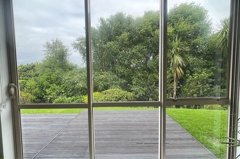 Photo of property in 17 Meteor Place, Schnapper Rock, Auckland, 0632