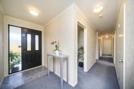 Photo of property in 20 Boston Parade, Kelvin Grove, Palmerston North, 4414